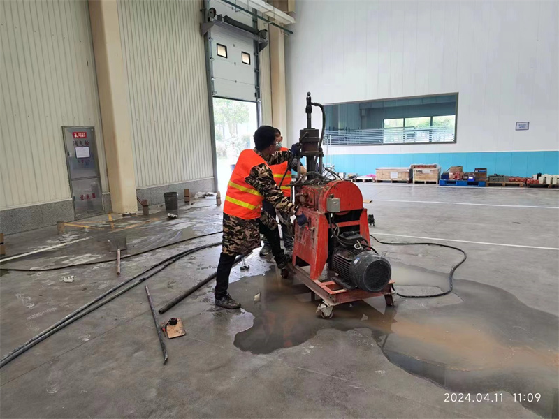 任县厂房地面下沉塌陷注浆加固施工